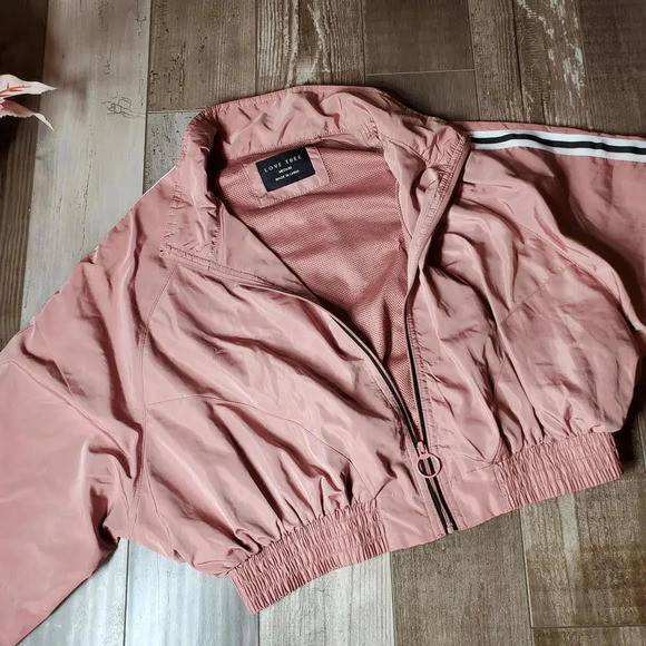 LOVE TREE Dusty Rose Pink Cropped Zip-Up Windbreaker Jacket Size Medium - Picture 14 of 15
